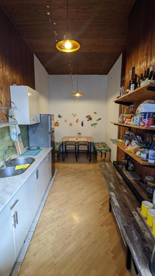 Bao Hostel Kutaisi Esterno foto